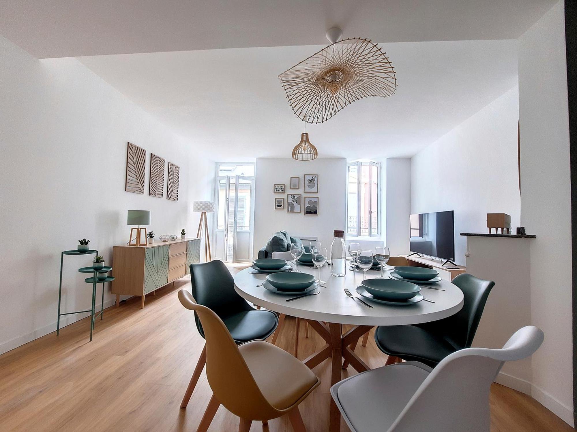 Le Nordique - 2 Chambres - Fibre Wifi - Netflix - Menage Inclus Tarbes Exteriör bild